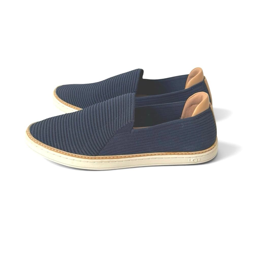 UGG Women’s Sammy Slip-On Navy Rib-Knit Sneakers Shoes Size 9.5 M - Picture 4 of 10
